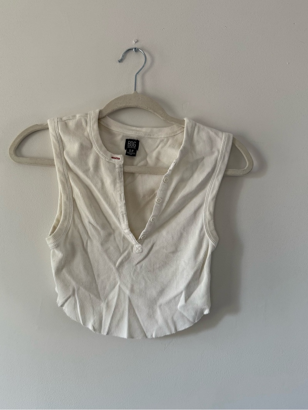 BDG Off White Ribbed Henley Tank | Coastal Minimal Beachy Quiet Luxury Top